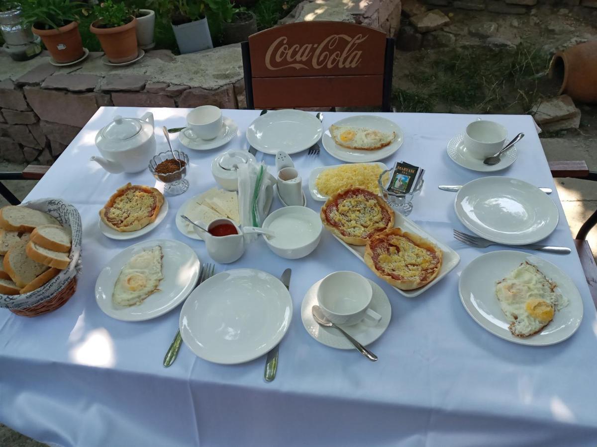 Hotel Beni Ахалцихе Екстериор снимка