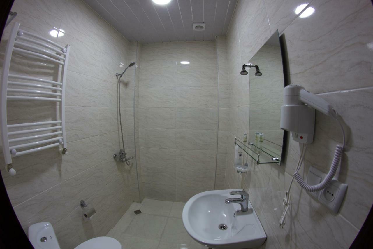 Hotel Beni Ахалцихе Екстериор снимка